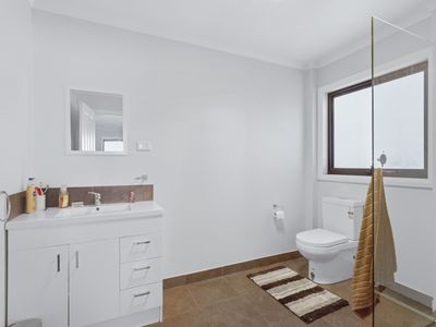 1402 Bogan Road, Golden Valley