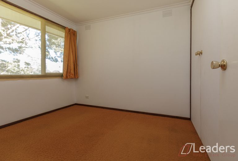 8 Griffiths Court, Mount Waverley