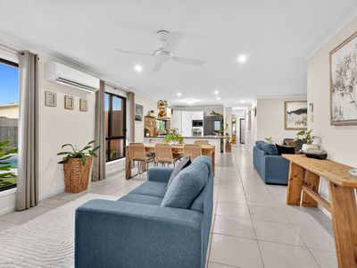 7 Karora Road, Beachmere