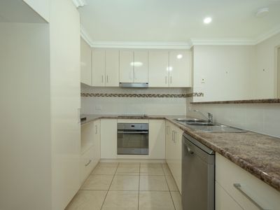1 / 29 Wigan Avenue, Highfields