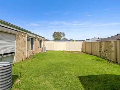 17 Coomer Elbow, South Guildford