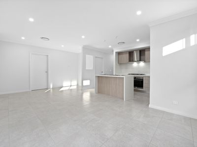 17 Swallow Loop, Oran Park