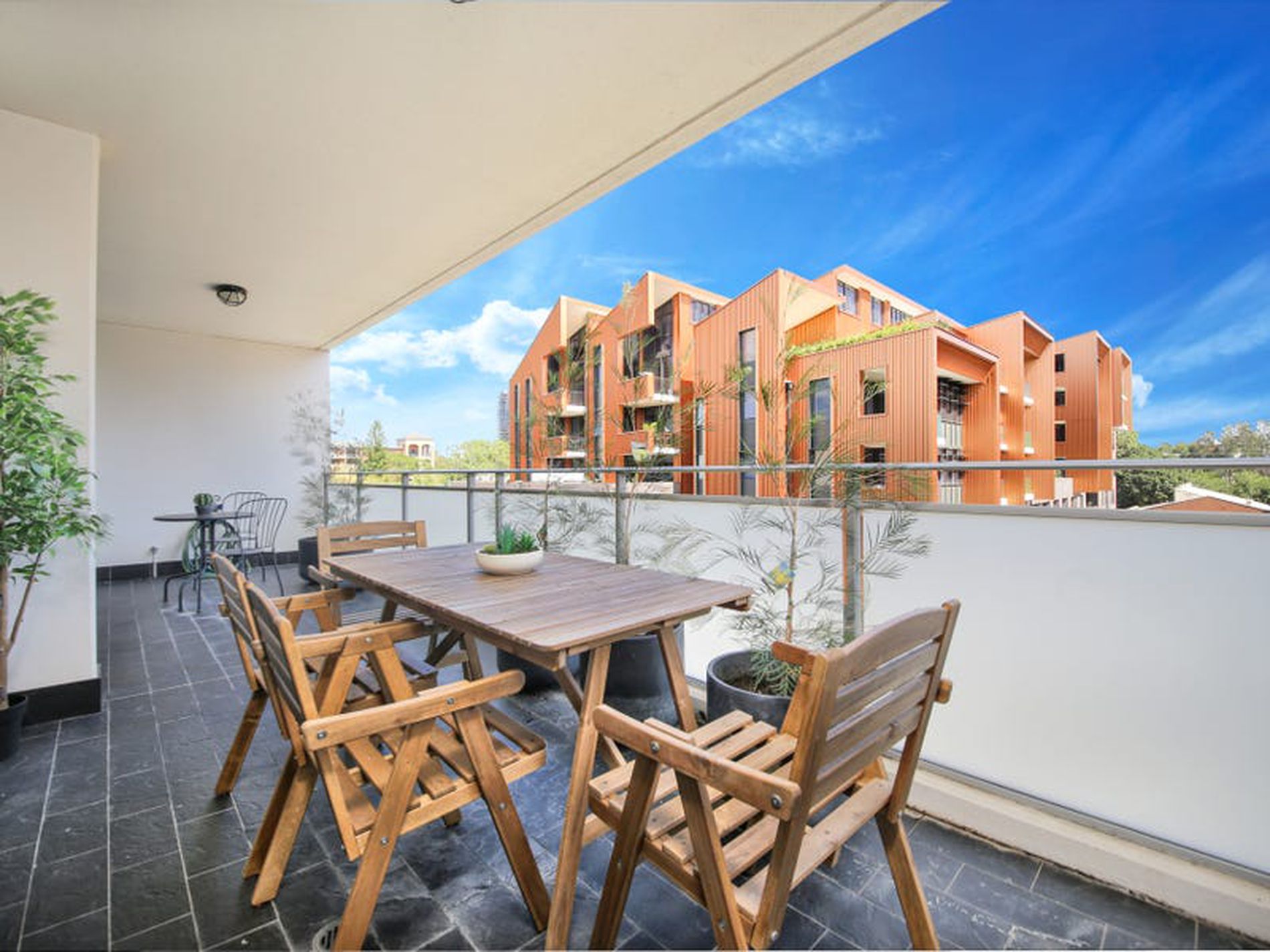 2404 / 8-14 Eve Street, Erskineville