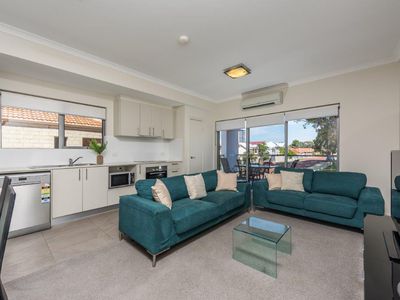 3 / 42 McLarty Ave, Joondalup