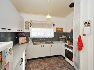 2 Hunter Street, Castlemaine