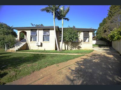 12 Coogee Place, Woodbine