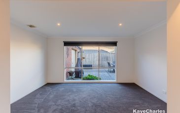 11 Windsor Drive, Beaconsfield