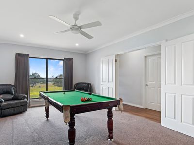 90 Hamilton Way, Lockwood South