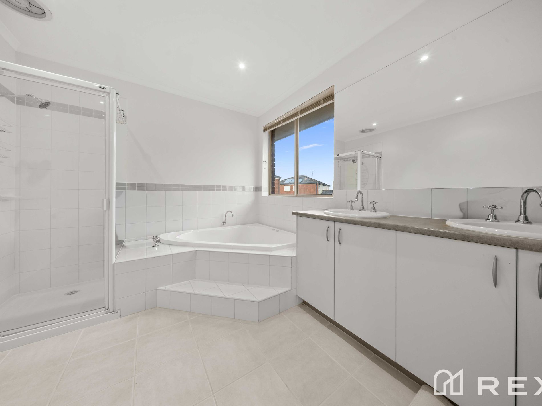 45 Amhurst Drive, Narre Warren South