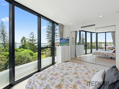 502 / 180 Marine Parade, Labrador