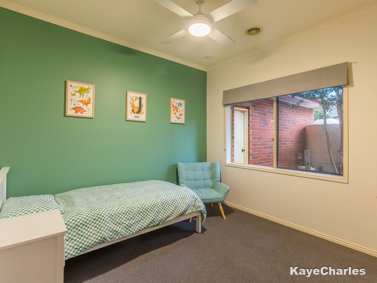 67 Fieldstone Boulevard, Beaconsfield