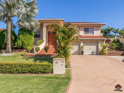 45 Gippsland Drive, Helensvale