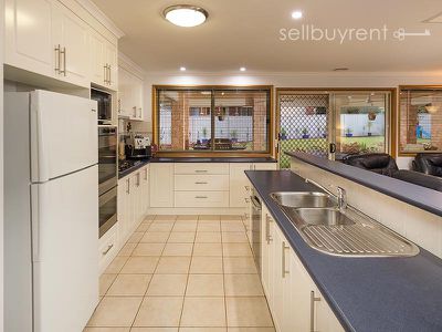 6 SHARP COURT, Wodonga
