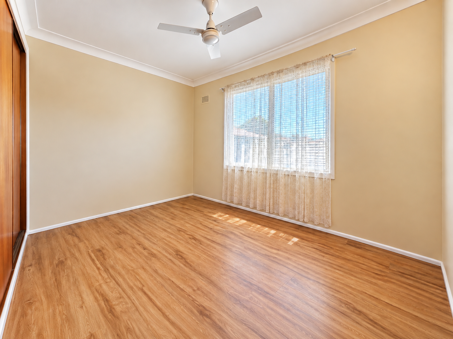 8 Kathryn Place, Lalor Park