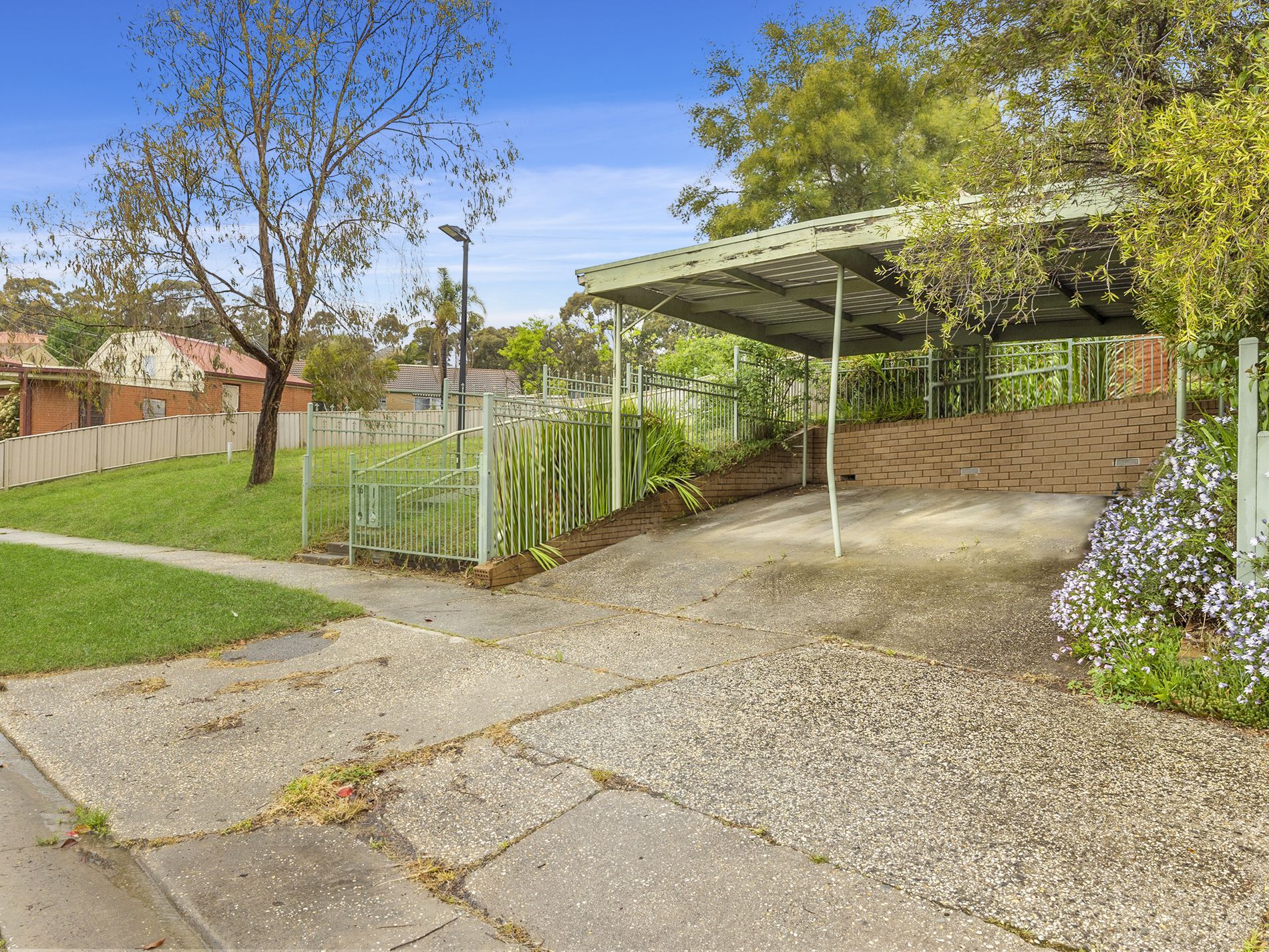 16 & 18 Kitchener Crescent , Seymour A Little Birdie Told Me