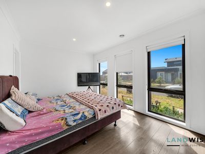 15 Hedgeley Ave, Deanside