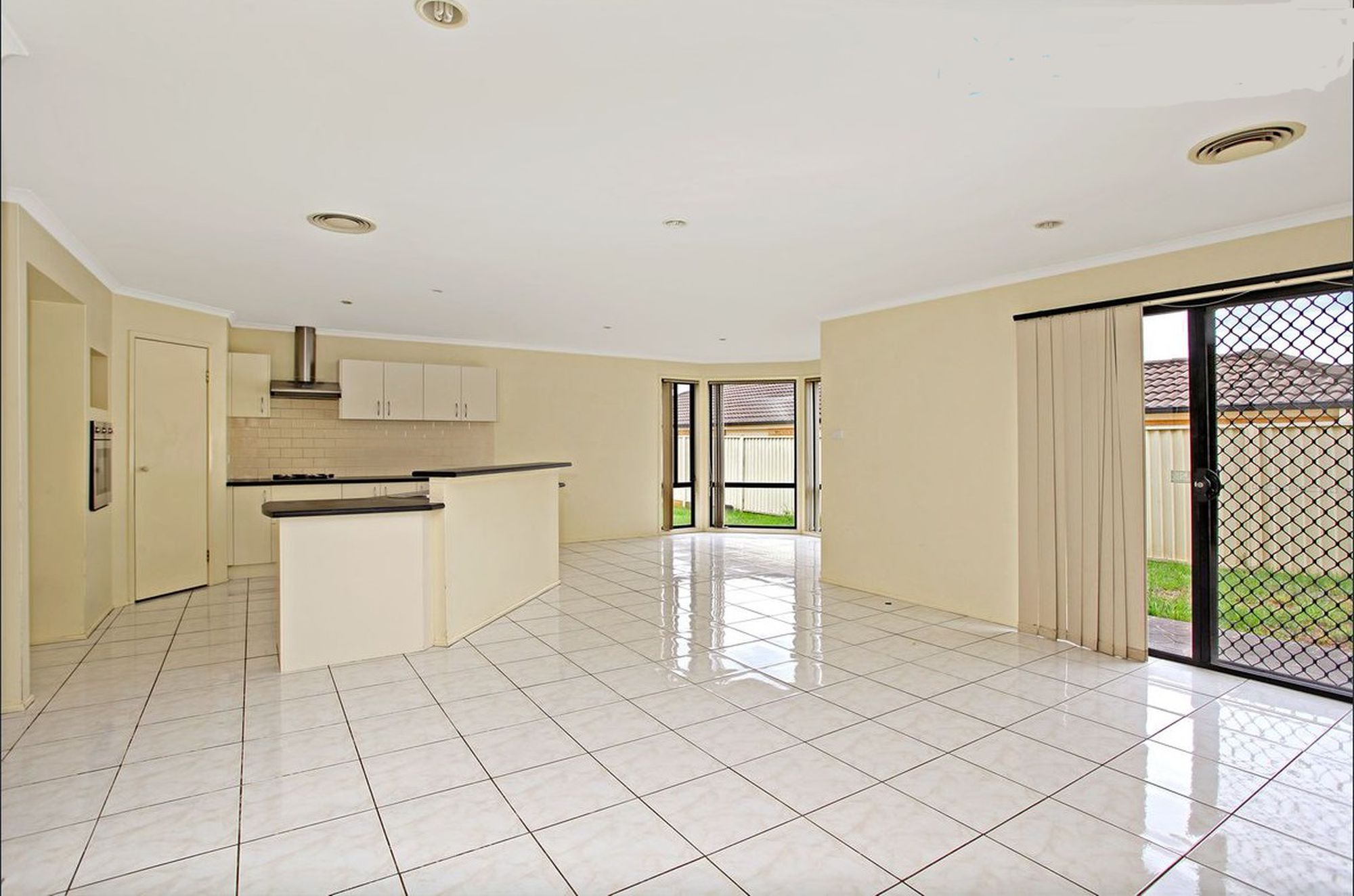 5 Watkiss Street, Glenwood