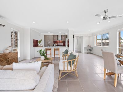 25 Milbrook Crescent, Pimpama