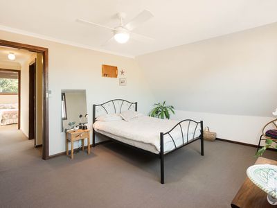 34 Lakeside Drive, Kianga