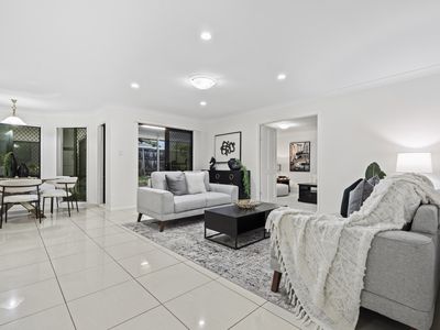 84 Claremont Parade, Forest Lake