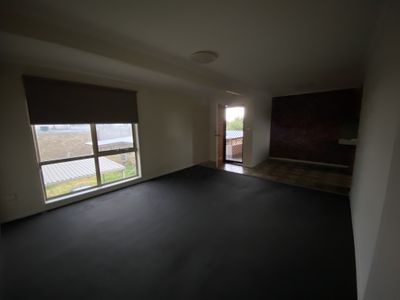 8 / 102 Synnot Street, Werribee