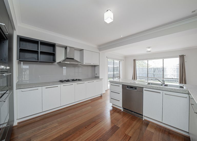 79 Lyndhurst Boulevard, Lyndhurst