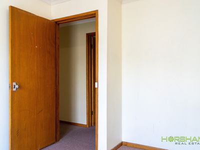 4 Felstead Avenue, Horsham