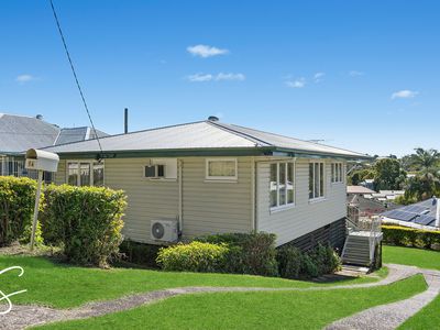 14 Moorland Street, Moorooka