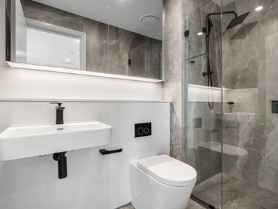 13 Monument Drive, Castle Hill