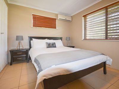 10 Milgate Street, Collingwood Park