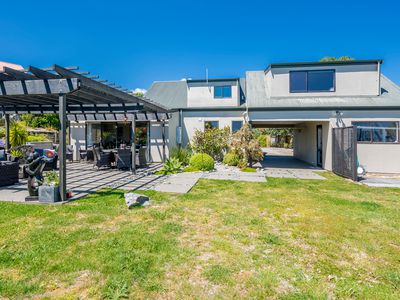 11 Ratanui Road, Paraparaumu