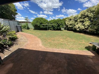 11 Nolan Drive, Kingaroy