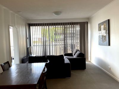 215 / 75 Central Lane, Gladstone Central