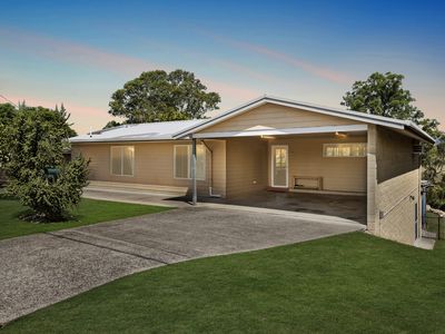 675 Beechwood Road, Beechwood