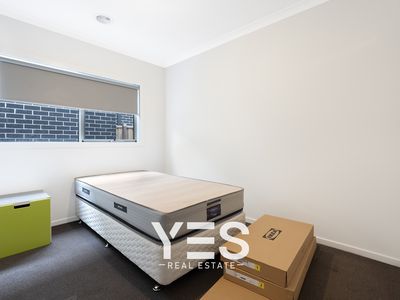 8 Citron Way, Clyde
