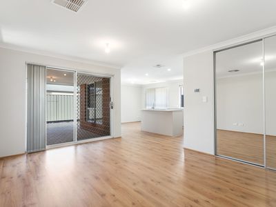 29 Donatti Retreat, Caversham