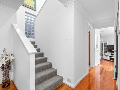 1 / 11 Park Road, Mount Pleasant