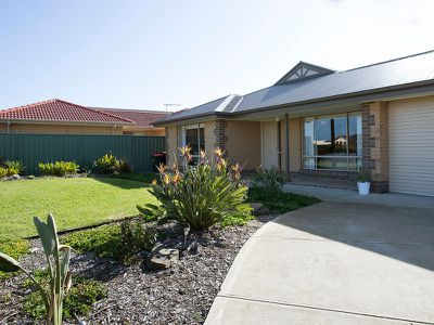 8 Chartreuse Court, Aldinga Beach