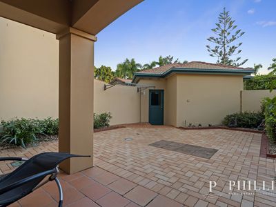 3274 The Palladian Drive, Hope Island