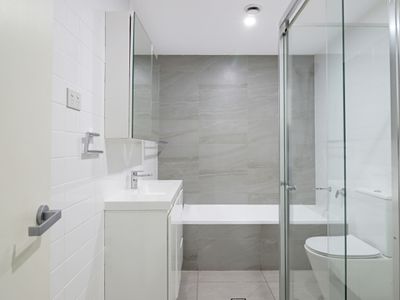 2 / 202 William Street, Earlwood