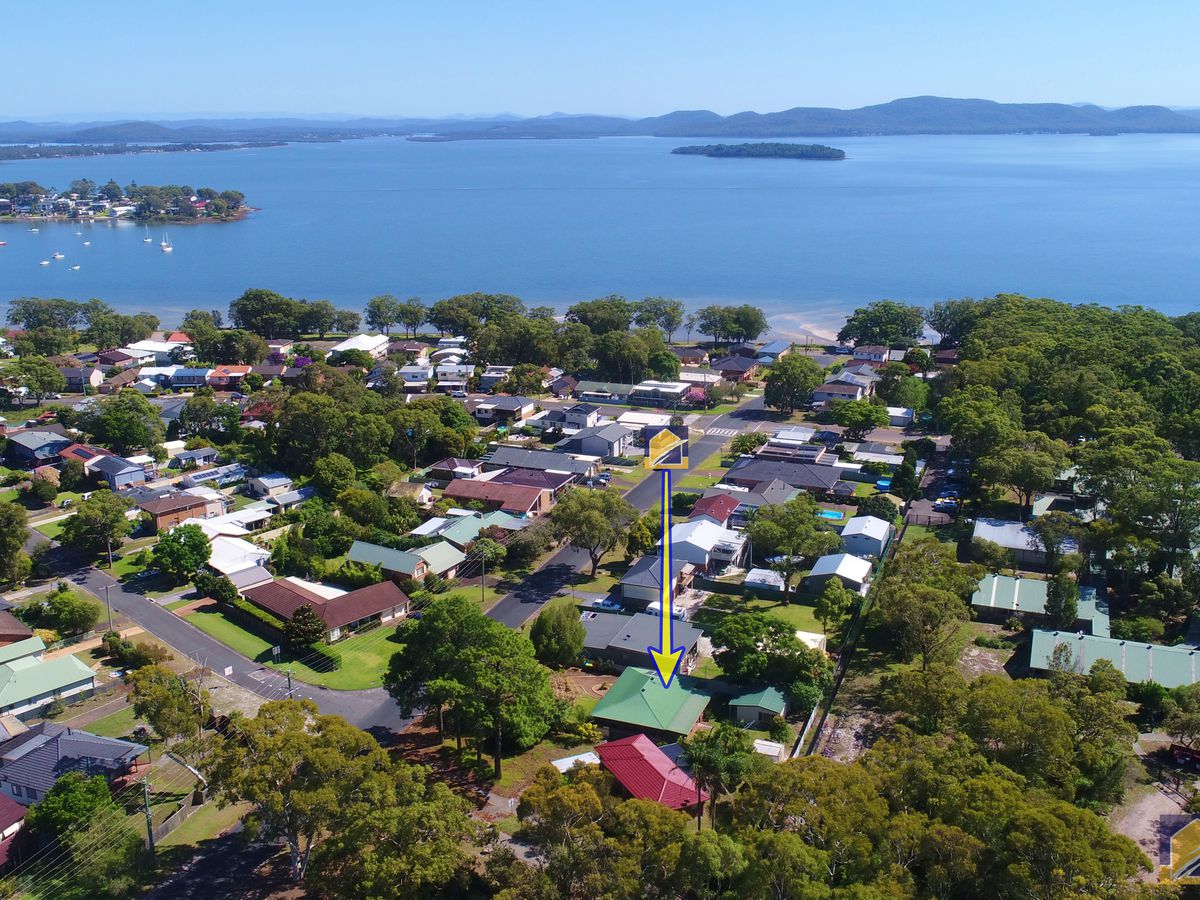 29 President Wilson Walk, Tanilba Bay, Tanilba Bay - Thumbnail 3