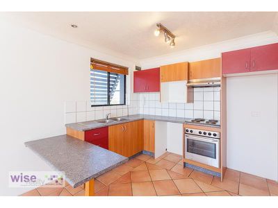 9 / 148 Kent Street, New Farm