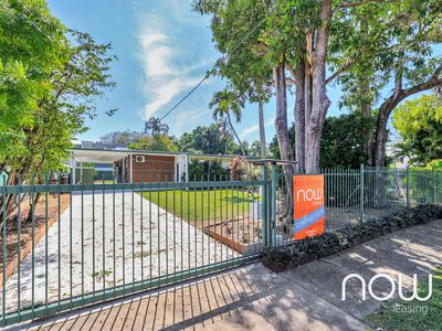 1 / 7 Musgrave Crescent, Coconut Grove