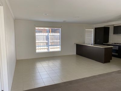 74 Kulin Drive , Tarneit