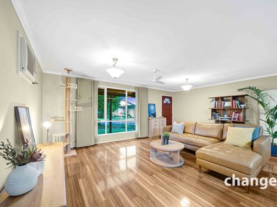 17 Warren Close, Narre Warren