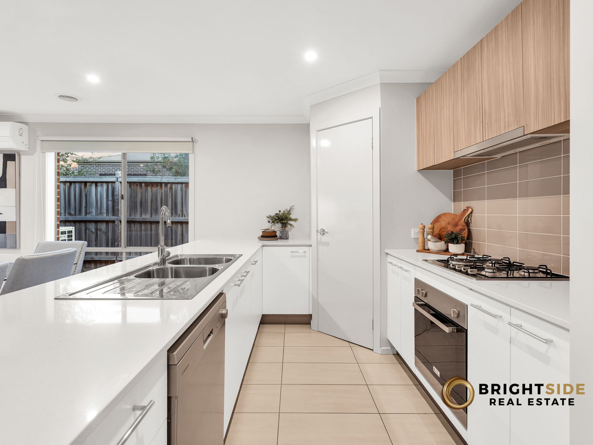 174 Wheelers Park Drive, Cranbourne North