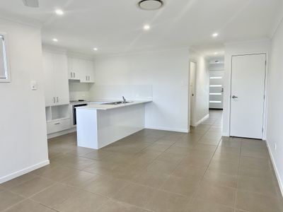 6 / 15 Waratah Way, Morayfield