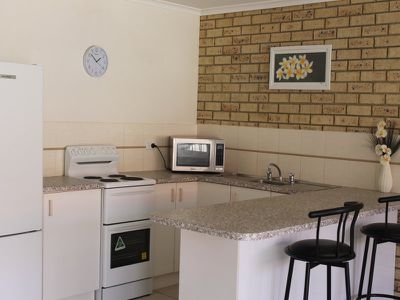 4 / 33 King Street, Urangan