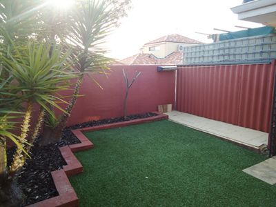 7/30 Canara Road, Westminster