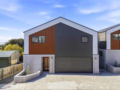 1 / 20B Frances Street, Bridport
